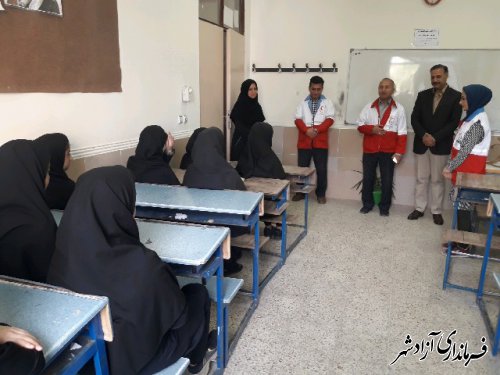 کسب رتبه اول دبیرستان سروش آزادشهر در المپیاد دادرس استان