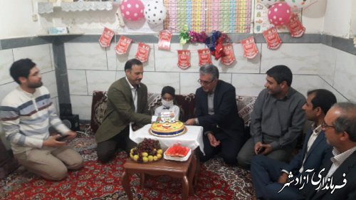 حضور مدیرکل آموزش و پرورش گلستان در مراسم جشن تولد دانش آموز آزادشهری 