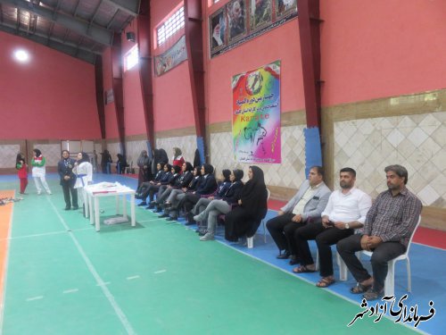 افتتاحیه چهارمین المپیاد استعدادهای برتر کاراته بانوان استان در شهرستان آزادشهر