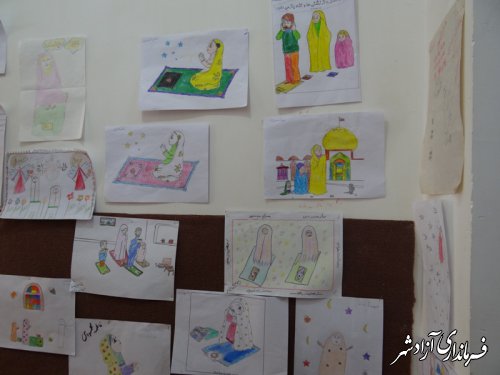 برپایی نمایشگاه نقاشی کودک با موضوع نماز در آزادشهر