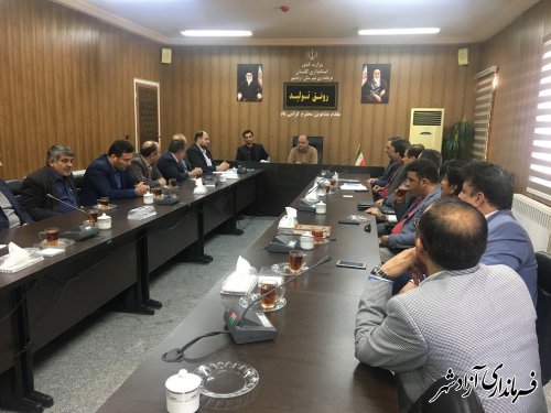 مدیران حوزه اشتغال و کارآفرینان شهرستان آزادشهر با فرماندار دیدار و گفتگو کردند