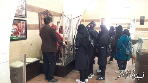 بازدید مدرسه دخترانه شهید کوهی نوده خاندوز از موزه مردم شناسی آزادشهر 