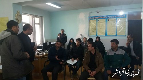 برگزاری کلاس های ترویجی توسعه طرح اراضی شیبدار توسط جهادکشاورزی آزادشهر