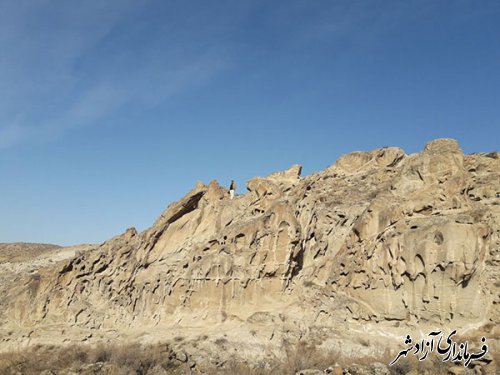 بازدید مدیراداره میراث فرهنگی شهرستان آزادشهر از پدیده بسیار زیبا و بی نظیر کوه های مریخی (مینیاتوری) روستای رودبار و قشلاق