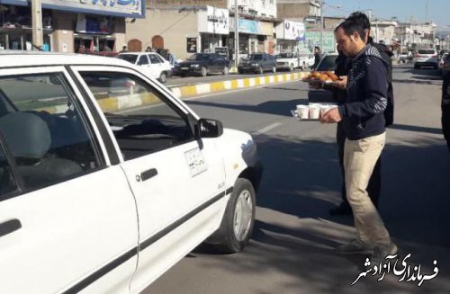 برپایی ایستگاه صلواتی جلوی اداره آموزش و پرورش شهرستان آزادشهر