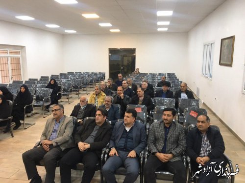 همایش توجیحی نمایندگان فرماندار در شعب اخذ رای انتخابات در آزادشهر برگزار شد