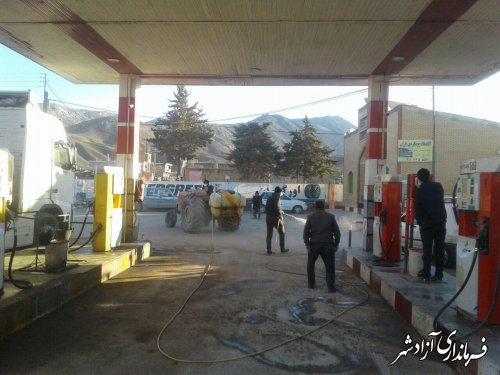 اماکن عمومی و معابر شهرستان آزادشهر ضدعفونی و محلول پاشی شد