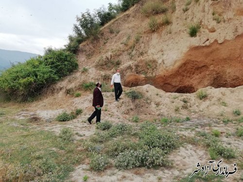 بازدید ریاست میراث فرهنگی شهرستان آزادشهر از تپه محمد زمان خان روستای خاندوز سادات