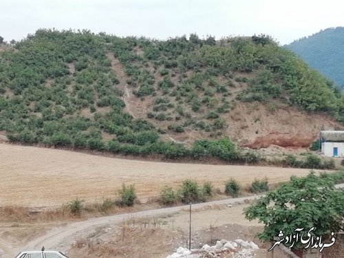 بازدید ریاست میراث فرهنگی شهرستان آزادشهر از تپه محمد زمان خان روستای خاندوز سادات