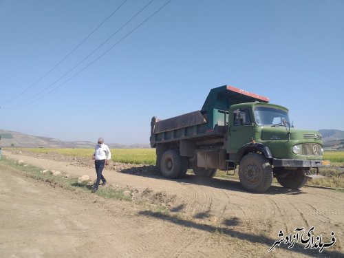 اقدامات مدیریت  جهادکشاورزی آزادشهر در بخش اصلاح و مرمت جاده‌های بین مزارع