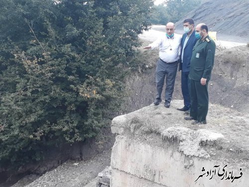 بازدید فرماندار آزادشهر از روند احداث پل وروردی روستای وطن