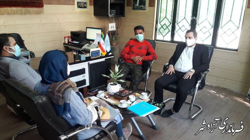 نشست سرپرست اداره میراث فرهنگی شهرستان آزادشهر با مدیران اقامتگاه های فعال به مناسبت هفته گردشگری
