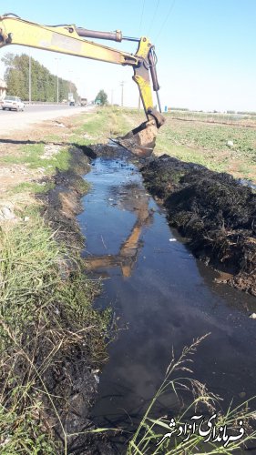 لایروبی کانال خاکی جلال آباد بجهت رفع مشکل دفع آبهای سطحی