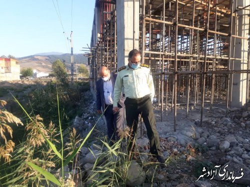 بازدید میدانی فرماندار شهرستان از پروژه‌های هدایت آب های سطحی شهر آزادشهر