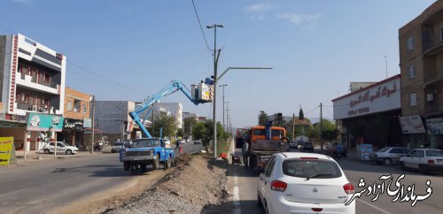 نصب چراغ راهنمایی (چشمک زن )در خبایان شهیدبهشتی تقاطع جدیدالحداث اکبرآبادتوسط شهرداری آزادشهر