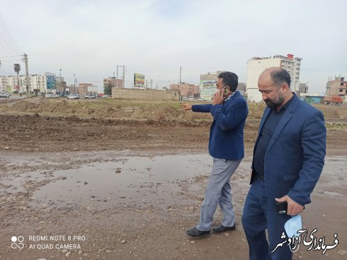 زیر سازی وآماده سازی بجهت  روکش آسفالت کوچه سایت اداری شبکه بهداشت توسط واحد عمران شهرداری آزادشهر 