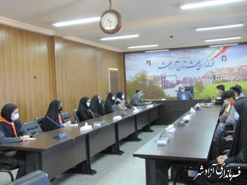 کرسی آزاداندیشی تشکلهای دانش آموزی با فرماندار شهرستان آزادشهر