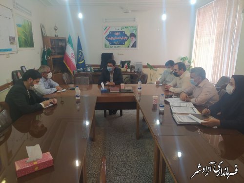 تعیین تکلیف پروژه های آبیاری تحت فشار با حضور مدیر آب و خاک سازمان جهادکشاورزی استان