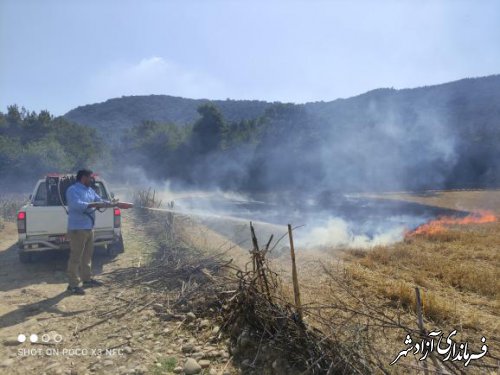 اطفا حریق در روستای خاندوز سادات