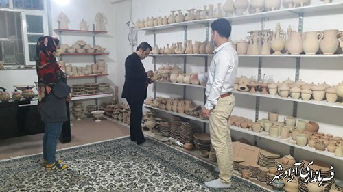  بازدید رئیس اداره میراث­ فرهنگی شهرستان آزادشهر از خانه صنایع­ دستی مینای سفال