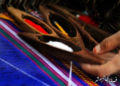 صدور و تمدید 323 فقره مجوز صنایع دستی برای صنعتگران شهرستان آزادشهر در سال 1400