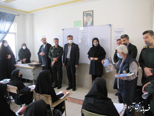 رزمایش علمی جهادفاطمی در دبیرستان سروش شهرستان آزادشهر 