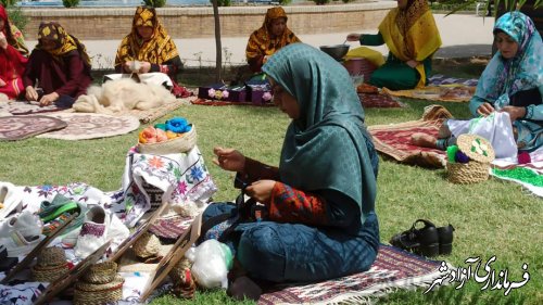 حضور هنرمندان آزادشهر در برنامه تلویزیونی نسیم شمال