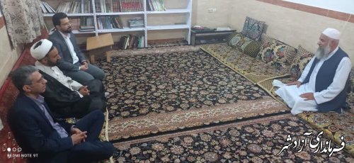 نشست صمیمی حجت‌الاسلام طالبی رئیس اداره تبلیغات اسلامی شهرستان آزادشهر همراه با آقای شابدین معاون فرهنگی مرکز اسلامی شمال کشور با آخوند مشعوف امام جمعه محترم اهل سنت آزادشهر 