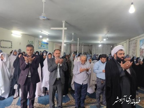 همایش مهدویت و نماز بمناسبت آغاز زعامت و امامت ولی عصر(عج) در مدارس آزادشهر