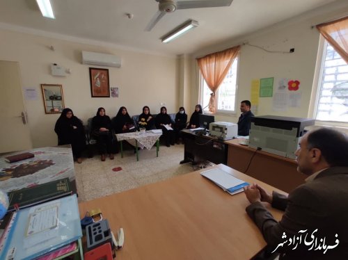 بازدید مدیر آموزش و پرورش شهرستان آزادشهر از مدارس روستای سیدآباد