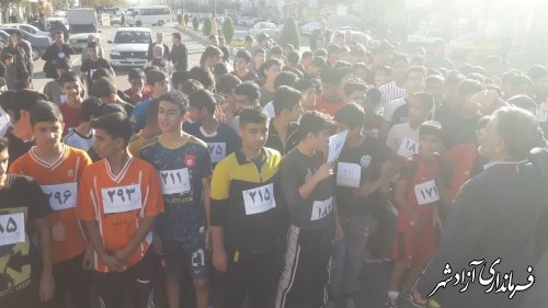 مسابقه‌ دوی ماراتن دانش‌آموزان متوسطه اول شهرستان آزادشهر