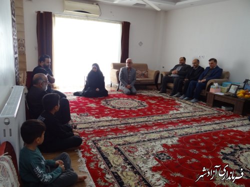 دیدار الهام متین مدیرکل فرهنگ و ارشاد اسلامی گلستان با خانواده هنرمند آزادشهری 