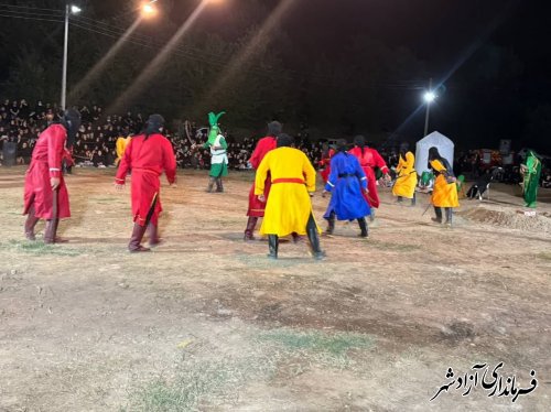 اجرای بزرگ ترین مجلس تعزیه عاشورایی در روستای مرزبن شهرستان آزادشهر